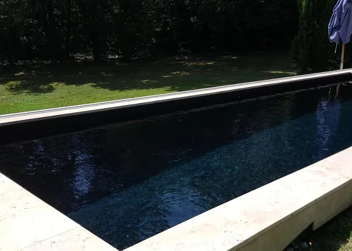 Alojamento de Acomodação e Pequeno-almoço Sept Sources 4*