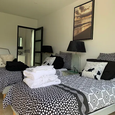 Alojamento de Acomodação e Pequeno-almoço Sept Sources La Romieu