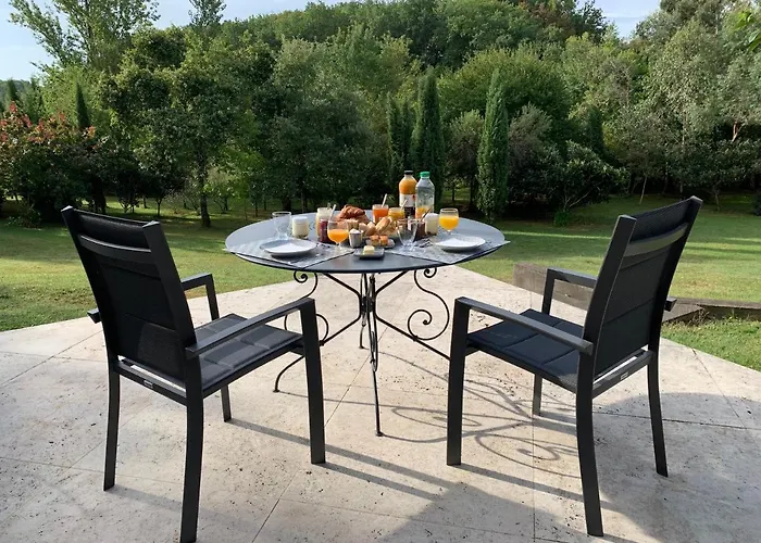 Sept Sources Bed & Breakfast 4*